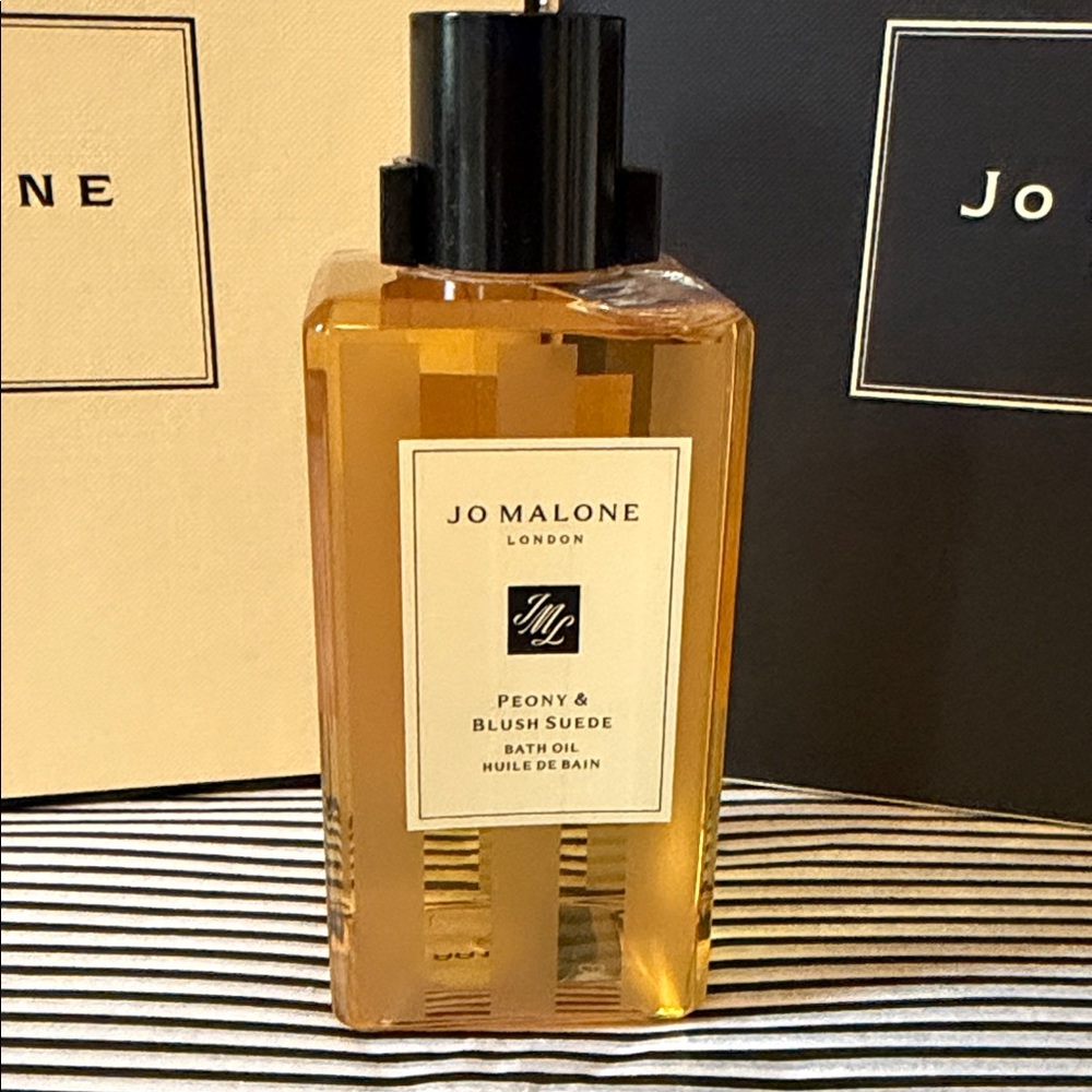 NEW Jo Malone Peony & Blush Suede Body/Bath Oil. - Picture 2 of 3